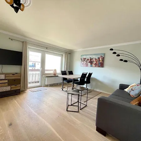 Heller Apartment *